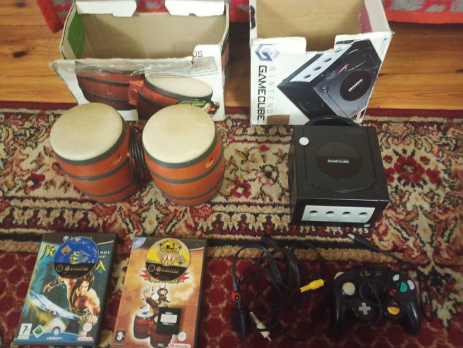 Nintendo gamecube z bongosami donkey konga