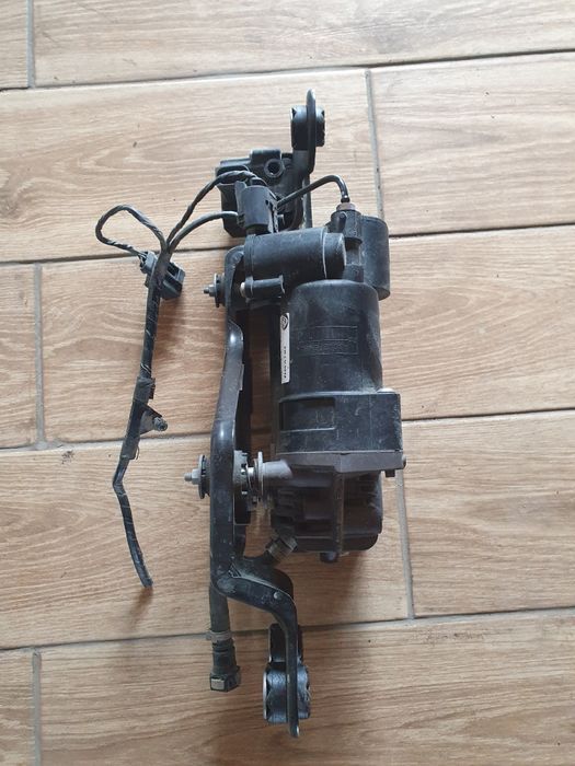 Насос компрессор подвески BMW X5 E70 2007-2013