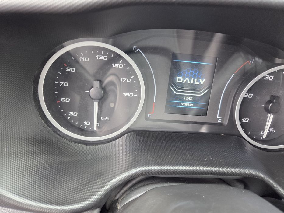 Iveco Daily 2.3 2022r 160km Niski Przebieg