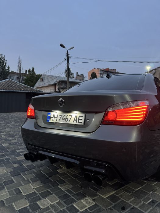 Продам BMW e60 м57 2004 год