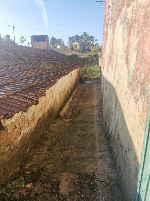 Moradia T2 em Ruina Tomar