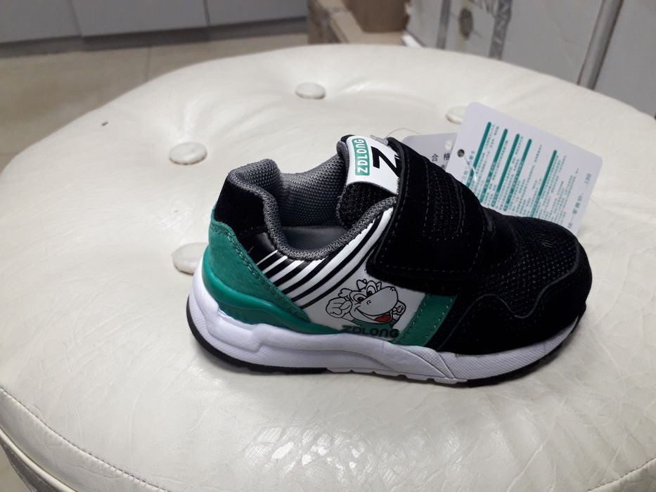 Кроссовки для мальчика(22-26р.)