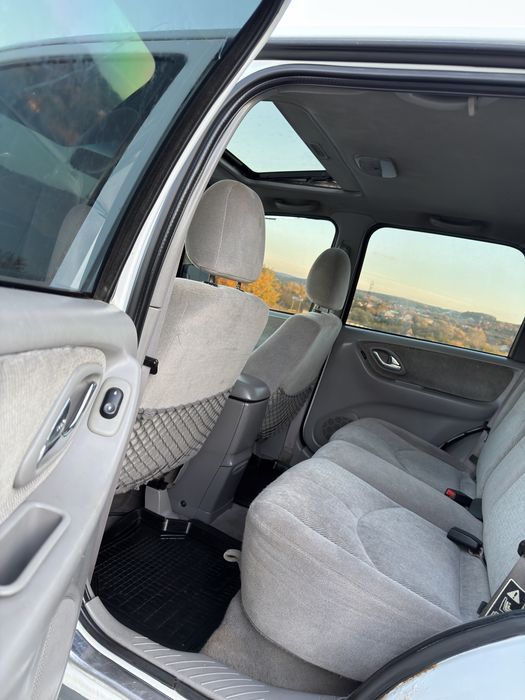 Mazda Tribute 2002 Автомат