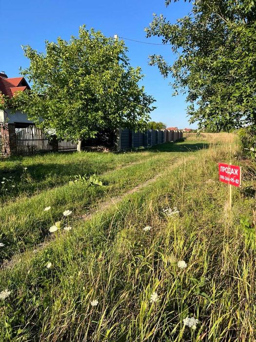 Продаж ділянки с. Конопниця