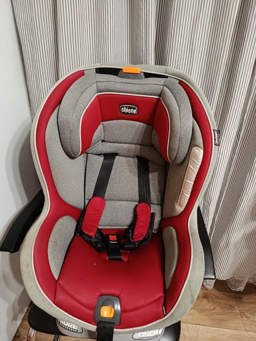 Дитяче автокрісло Chicco NextFit
