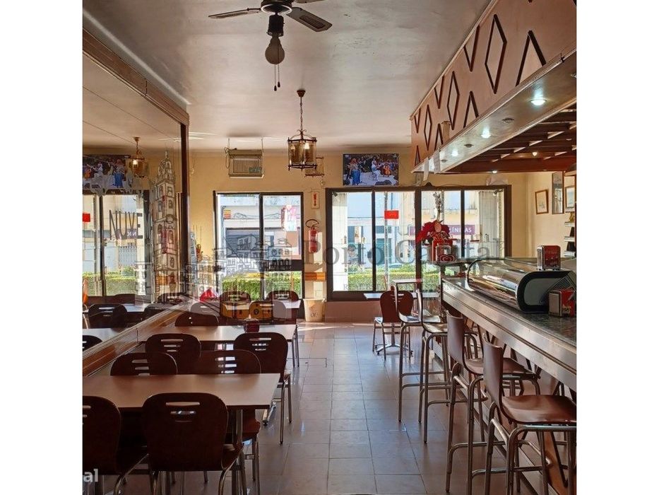 Oportunidade única para trespasse de Snack-Bar em pleno funcionamento