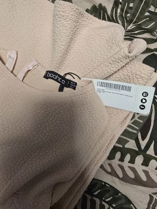 Новий комбінезон boohoo