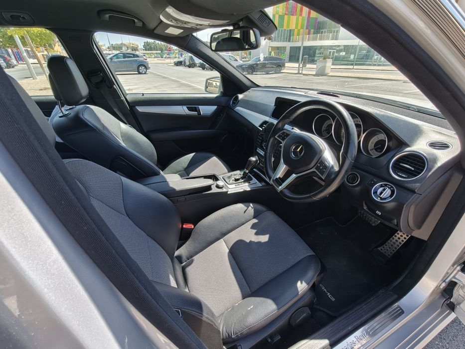 Mercedes-Benz C220 CDI Station Wagon, Volante a direita, (2012) – Caixa Automática