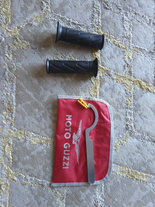 Moto Guzzi V7 Stone 850 – 2021 – 21.847 km – Extras incluídos