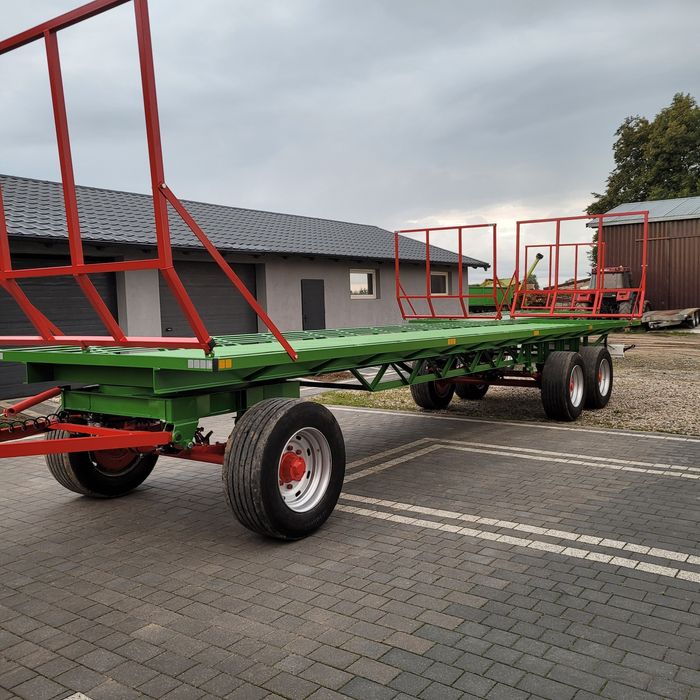 Przyczepa laweta do balotów bel słomy,  sianokiszonki