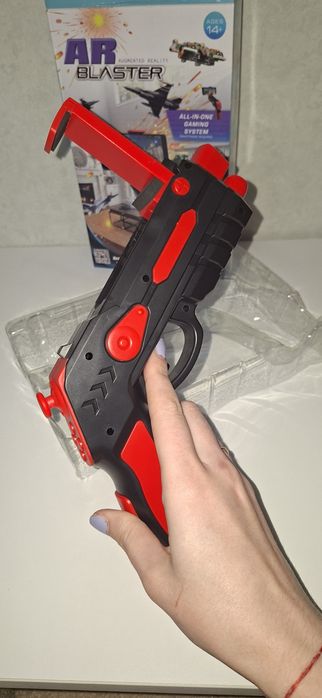 Ігровий  бластер  доповненої реальності (AR Blaster) новий