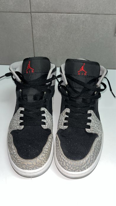 Air Jordan 1 Mid Elephant