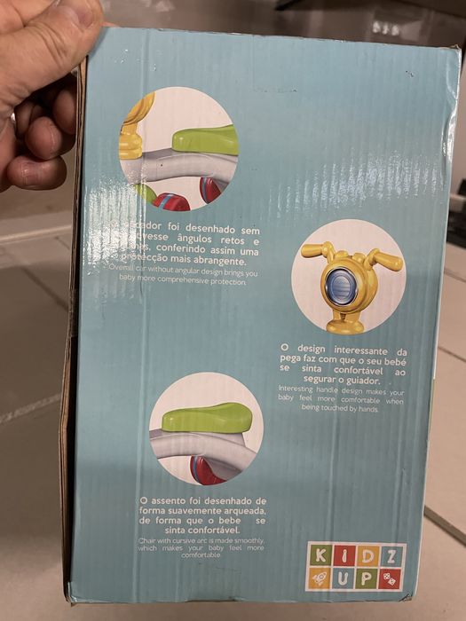 Andador infantil novo