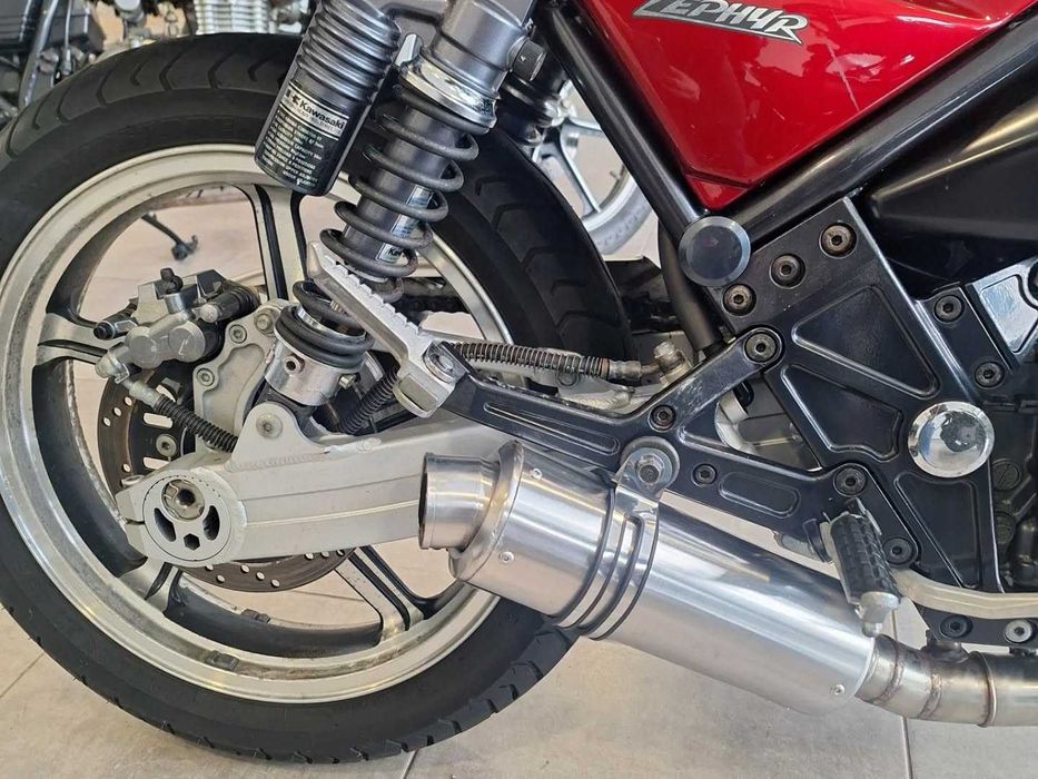 Kawasaki ZEPHYR 550
