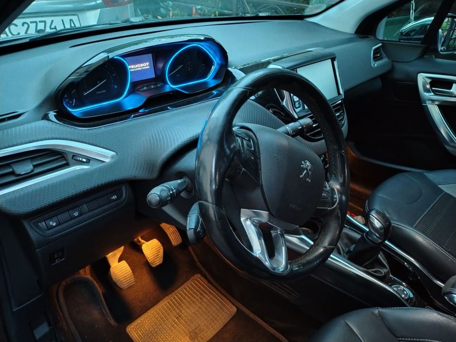 Пежо 2008 , Peugeot 2008