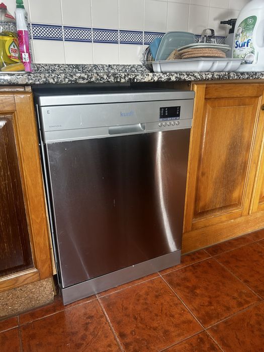 Maquina de Lavar Loiça  KUNFT
