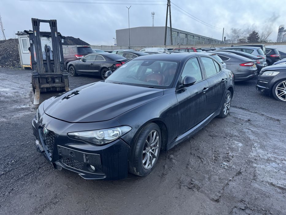 Alfa Romeo Giulia silnik 2.2d 2018r,Anglik z kluczykami
