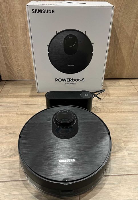 ПРОДАМ Робот-пилосос Samsung VR3MB77312K/UK