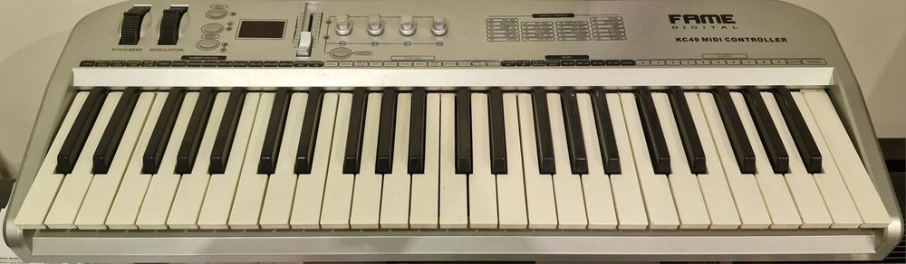 FAME KC48 MIDI Controller Keyboard64550345546241121