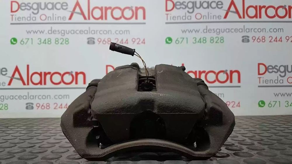 PINÇA TRAVÃO FRONTAL DIREITA MERCEDES-BENZ CLASSE C 2007 -A0034202283