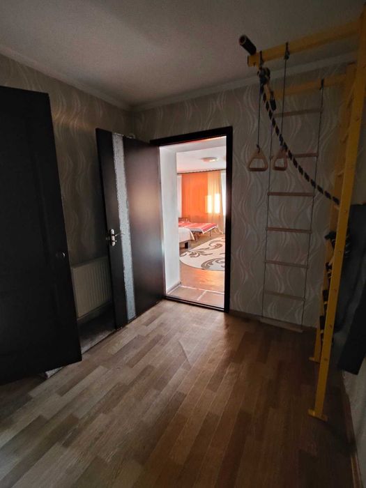 Продам дом в  Большом Буялыке. В доме есть  газ,свет, вода, санузел, отопление.   р9