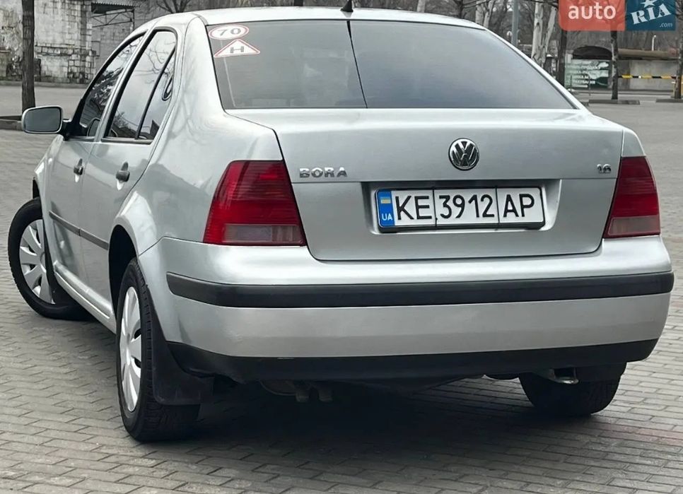 Volkswagen Bora 2003
