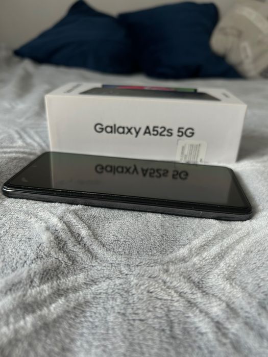 Samsung galaxy a52s 5G + casy w gratisie