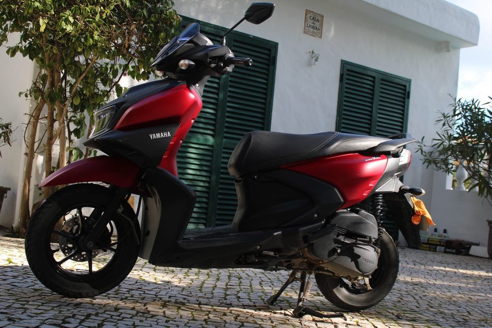 Mota Yamaha Ray ZR 125
