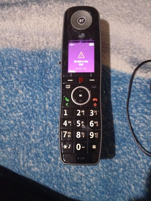 Продам домашние телефоны и есть радио телефон.