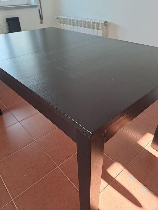Mesa de jantar extensível