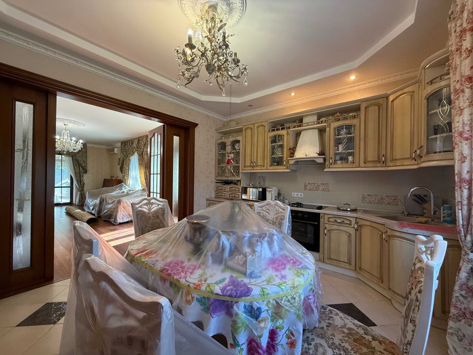 Оренда будинку 264 м2, с. Крюківщина, вул. Чумацька,5