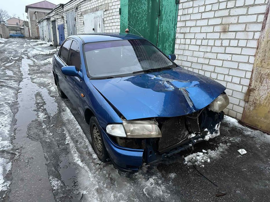 Продам мазду 323