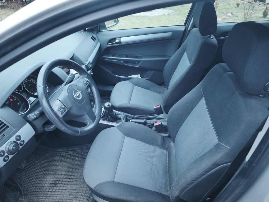 Opel Astra H 1.9 CDTI 100KM