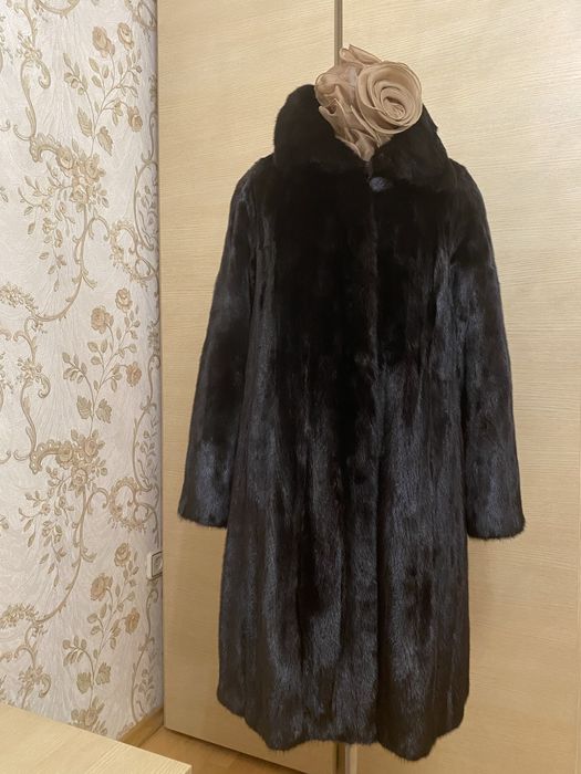 Шуба норкова класичний фасон