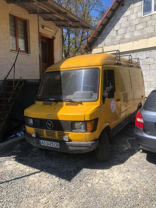 Продам роботягу Mersedes 307D