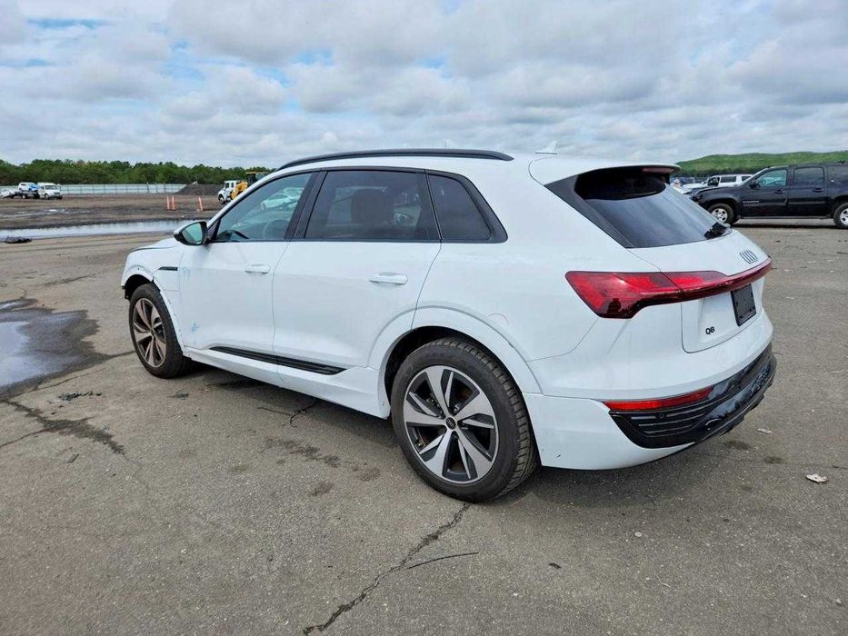 Audi e-tron 2024 з США під ключ, 25000$