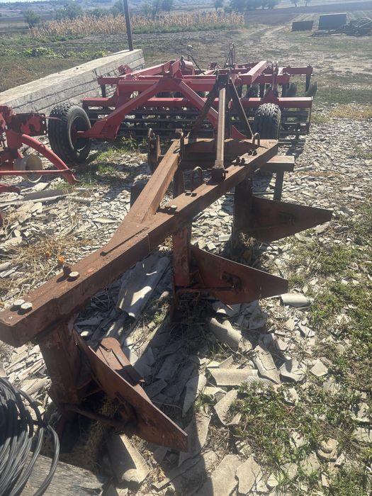 Плуг Полигон 3+1