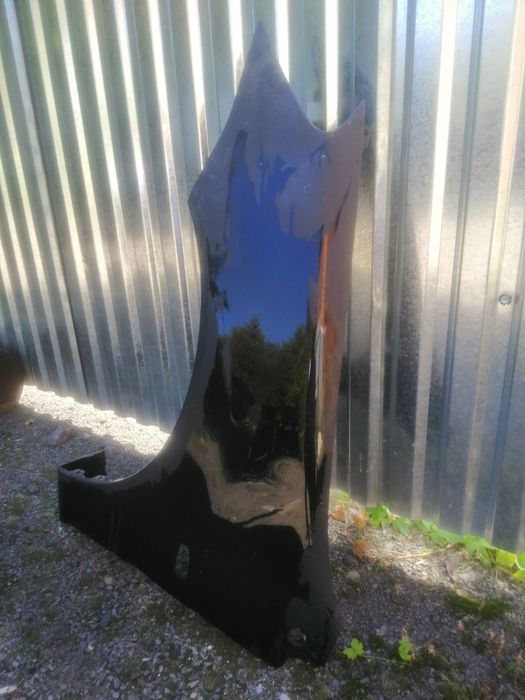 Крило на Mitsubishi Lancer ліве переднє 2004-2008р