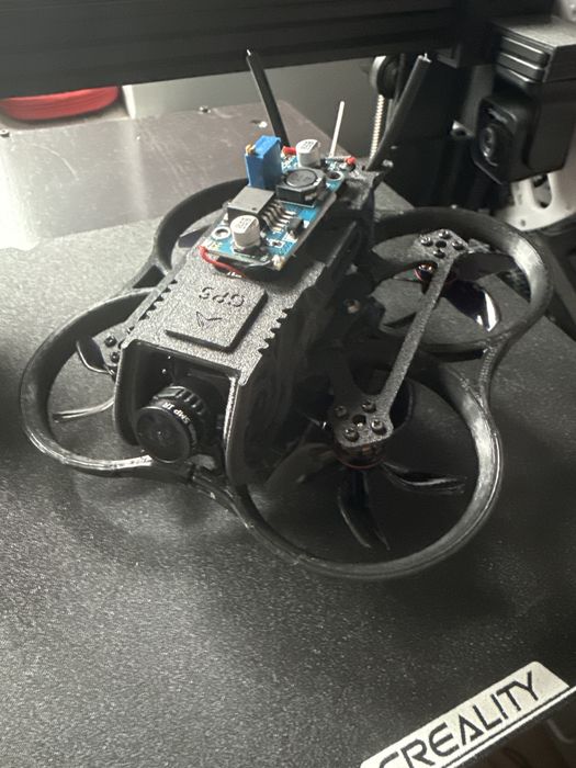 Dron FPV 5 cal i 2 cal