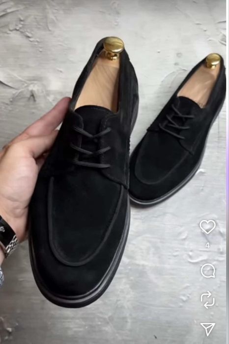 Продам замшеві туфлі