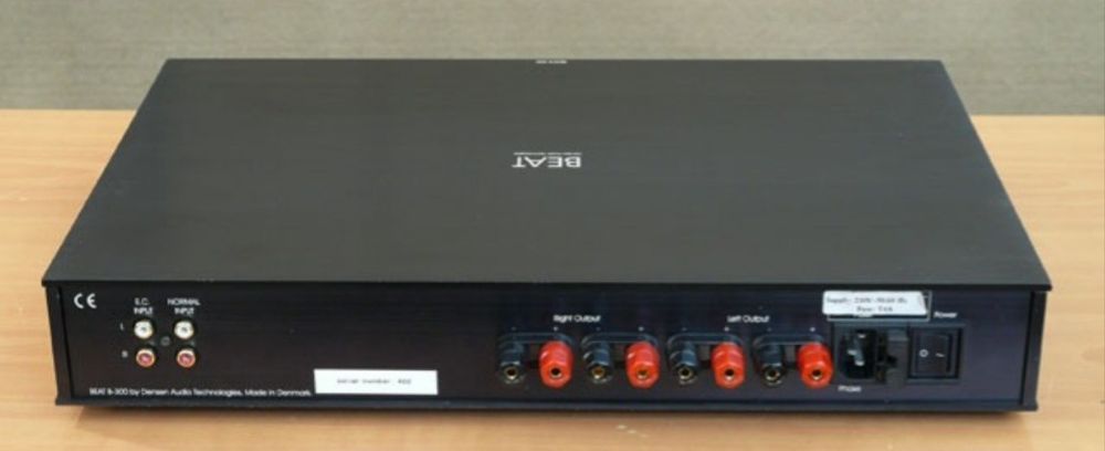 Amplificador de potência Dense BEAT B-300