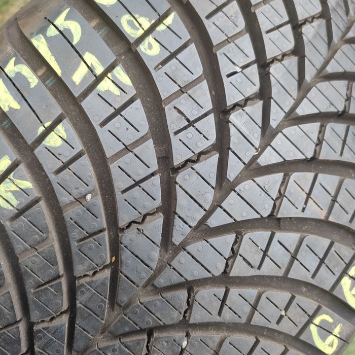 4x Goodyear Vector 4seasons Gen-3 215/50R18 92W  4 sztuki całoroczne