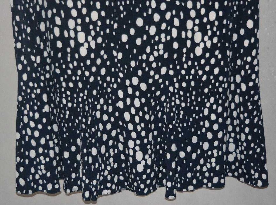 Elastyczna spódnica w grochy David Nieper 48