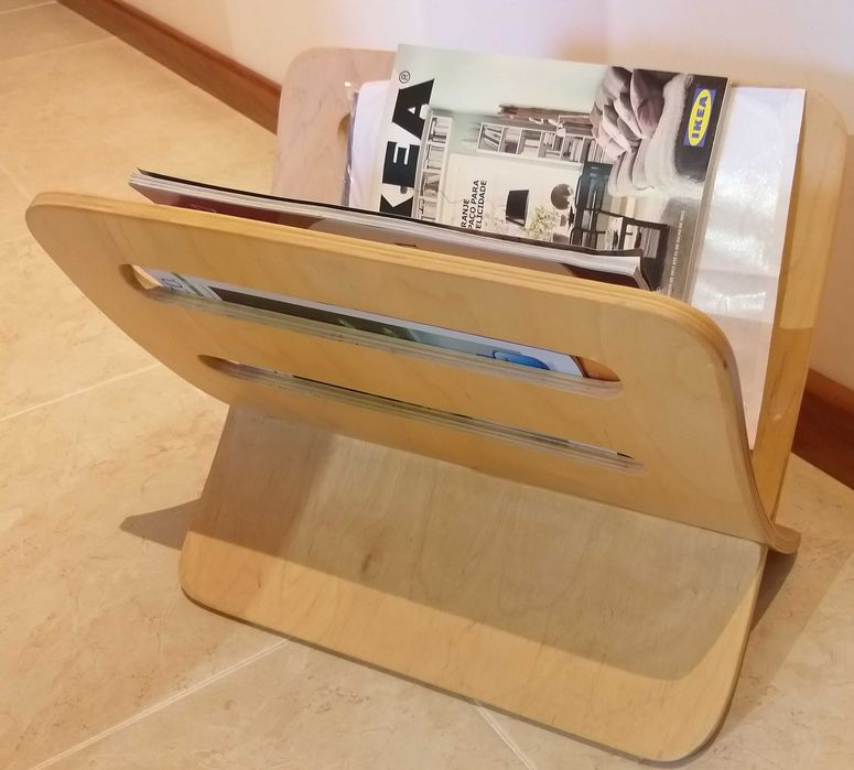 Porta Livro - Porta Revistas de chão em madeira