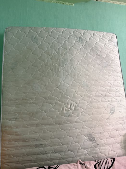 Продам БУ матрас 1,8м*2м