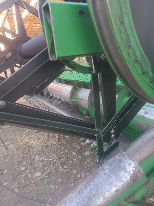 Продам бу Джон Дір 1065