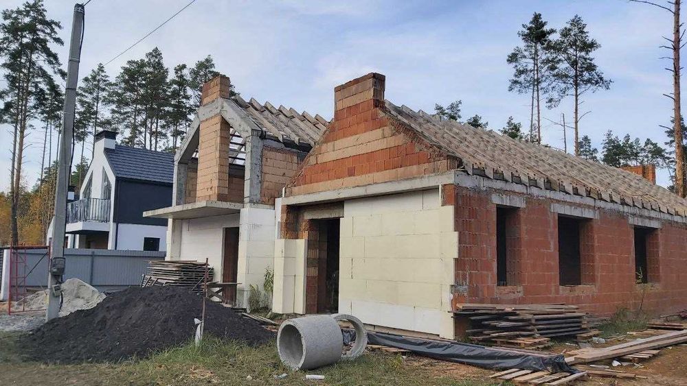 одноповерховий дуплекс в Лісовій Бучі, з газом, через дорогу ліс без %