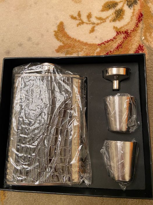 Нарядные синие джинсы в умных Турция