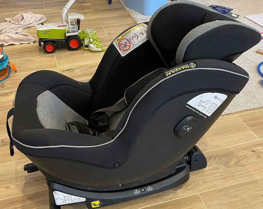 Fotelik samochodowy Graco Ascent (0-19 kg/40-105cm) czarny IDEALNY