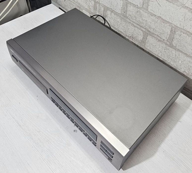 Програвач CD дисків YAMAHA CDX-560/570 CD-R/CD-RW, б/у з Німеччини